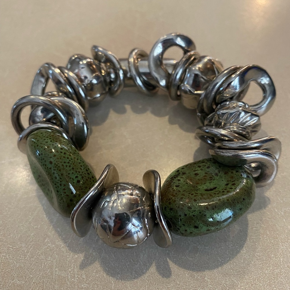 Silver and Green Stone Chunky Bracelet